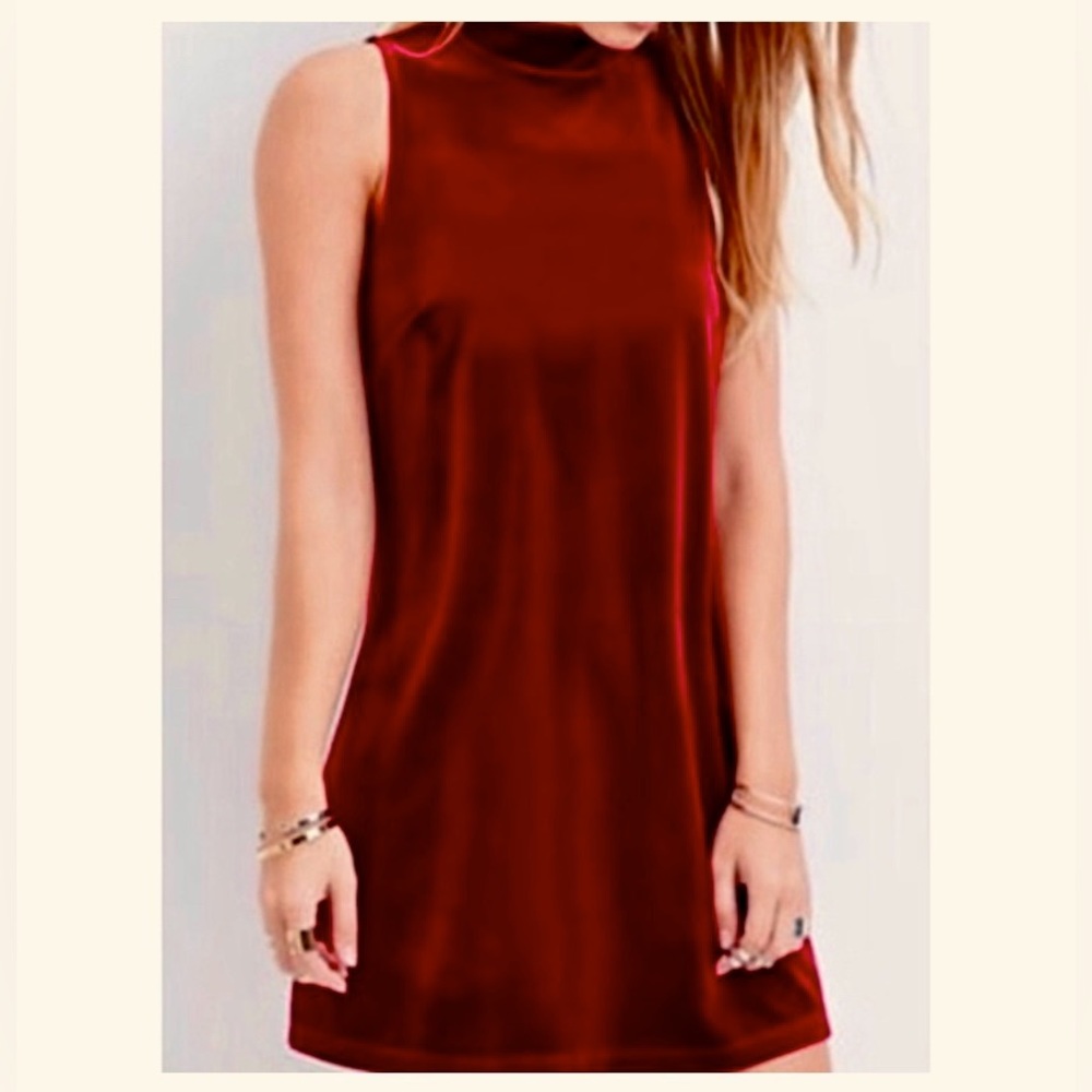 Forever 21 Sz M Red Velour Mock Turtleneck Sleeveless Mini Dress